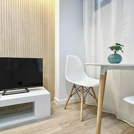 Lejlighed Minimalist With Mezzanine *