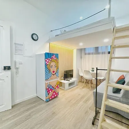 Minimalist With Mezzanine Apartmán Lisboa